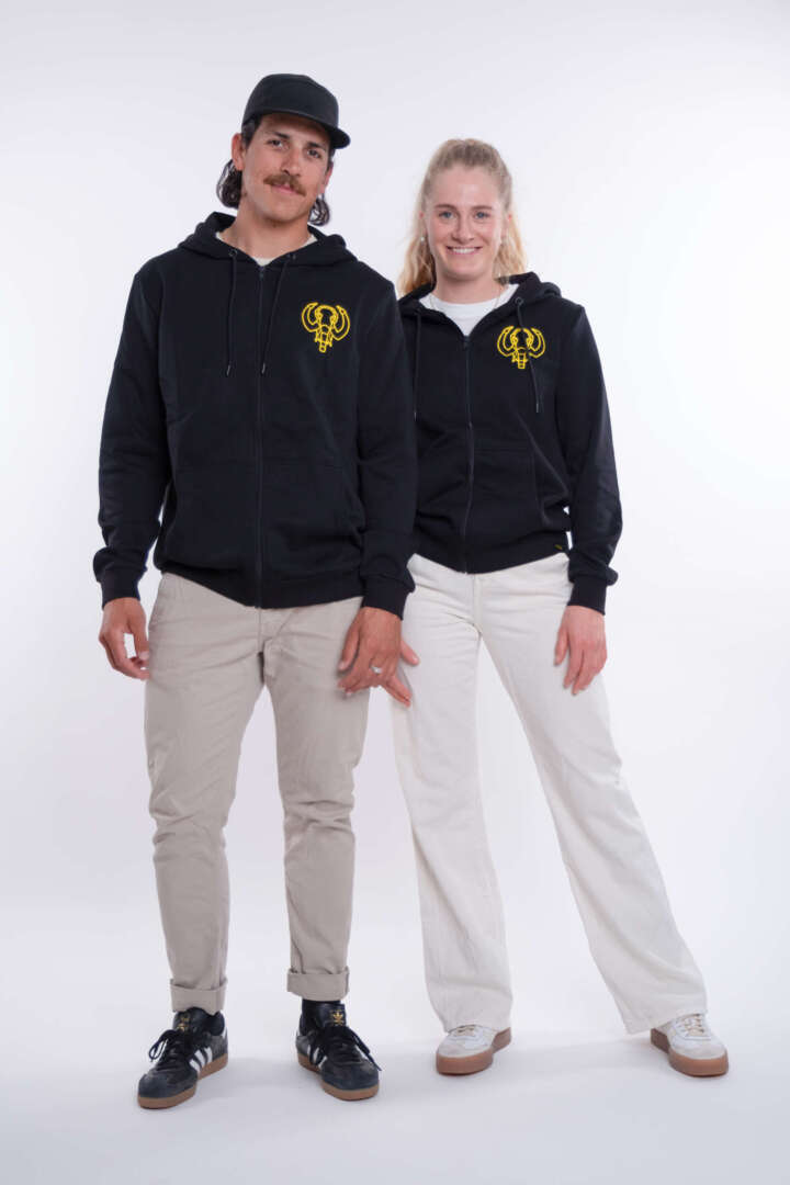 ZIP-Jacke_25_Modell_3