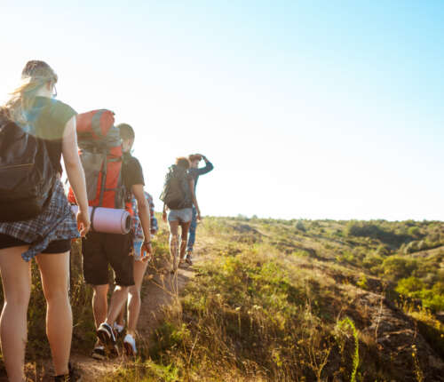 Gemeinsam unterwegs in Single-Wandergruppen: Eine gute Gelegenheit, Kontakte zu knüpfen.