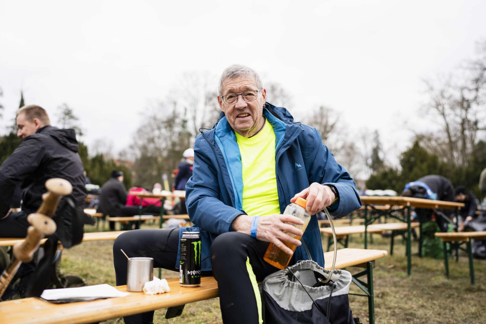 Mit dem Mammutmarsch im Alter fit bleiben: Auch für Menschen mit 60 + eine gute Challenge.